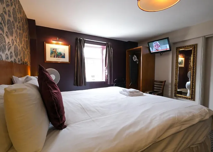 The Unicorn Wetherspoon 2* Ripon