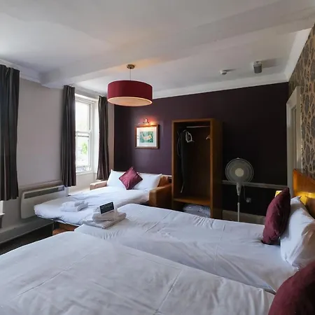 The Unicorn Wetherspoon 2*