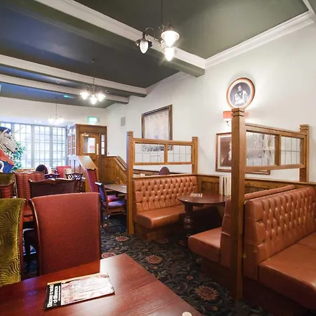 The Unicorn Wetherspoon 2* Ripon